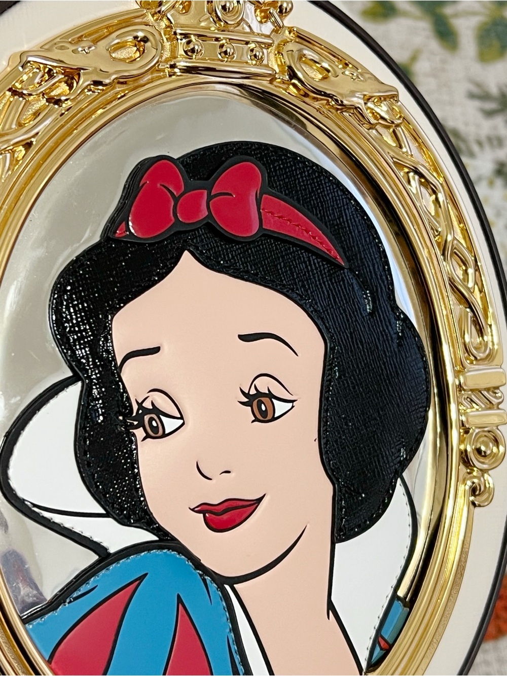 NWT Kate Spade New York X Disney Snow White 3D Mirror Crossbody - Picture 7 of 17